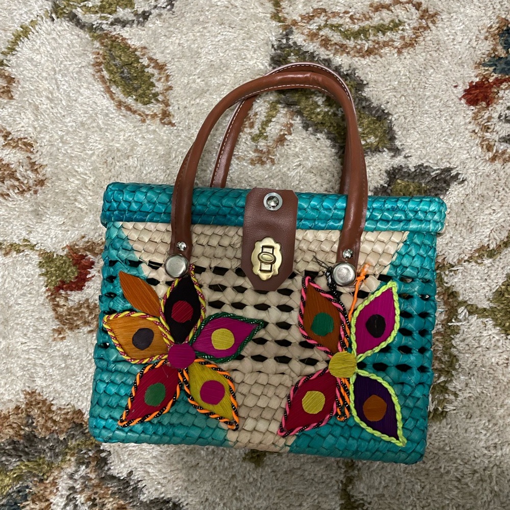Mexicana straw bag 💼